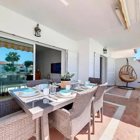 Lägenhet Renovated 2 Bedroom 5 Min Walk To Rdr279 Estepona
